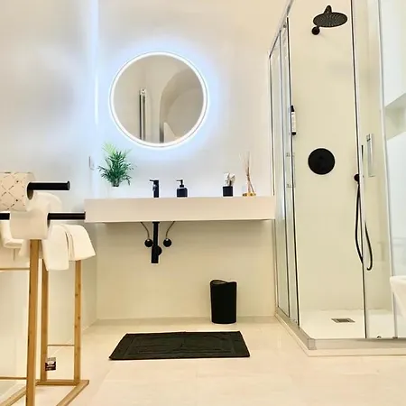 Federiciano White House - Center * Бари